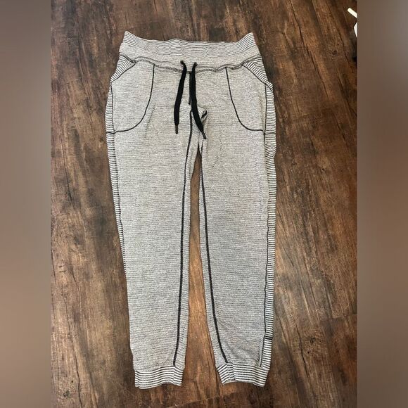 Pants - Lululemon Joggers